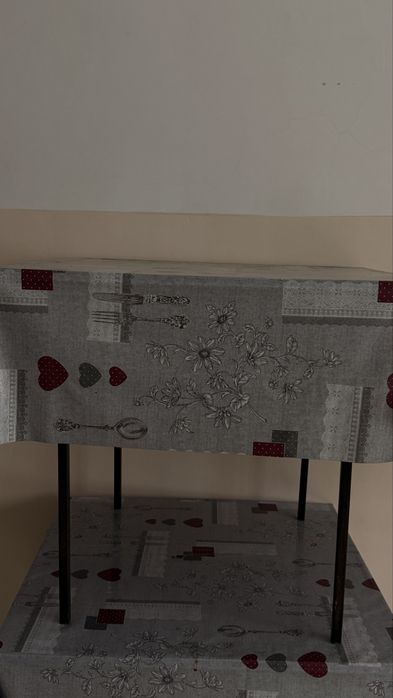 Продам обедный стол