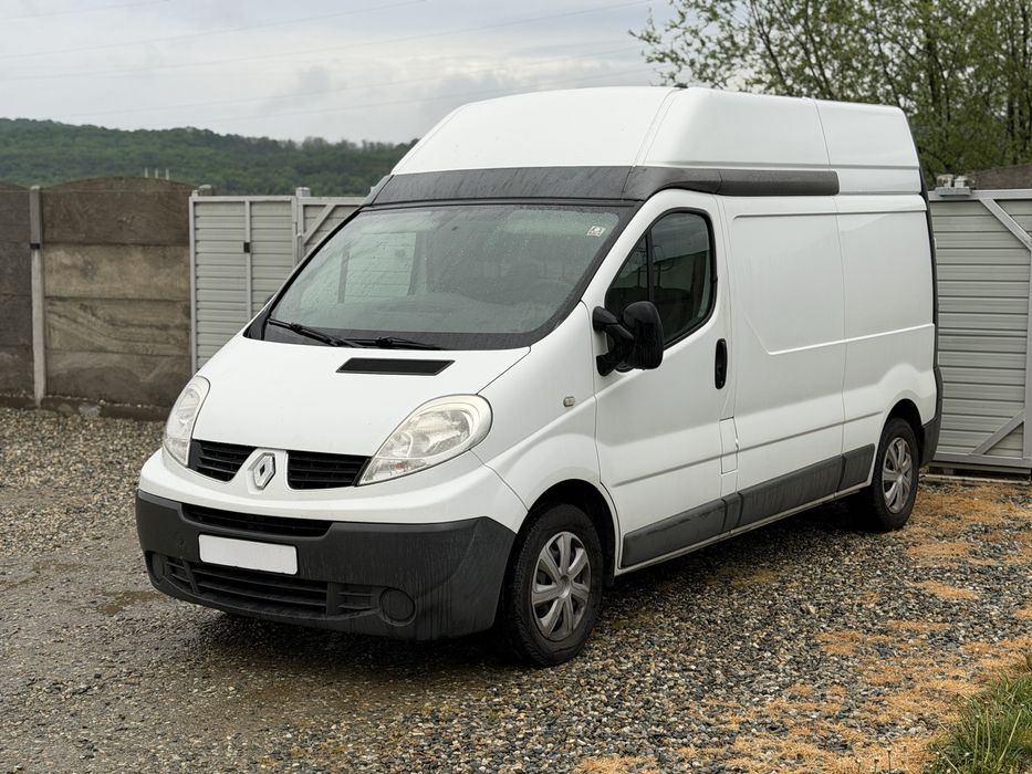 Renault Trafic - 2014/06 - Maxi - Inalt / Long - A/C - Navigatie - Senzori - 3 L + Marfa