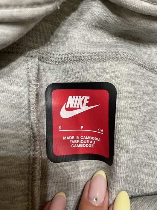 Nike Tech Fleece екип – сив, размер S