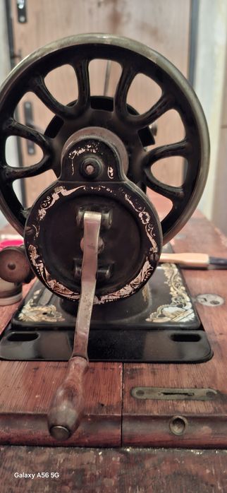 Mașina de cusut Singer