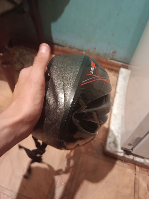Продается шлем для велика