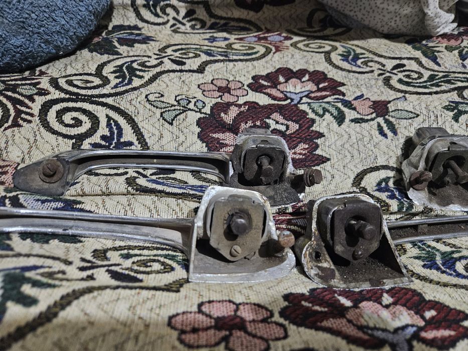 Дверные ручки волга газ 21