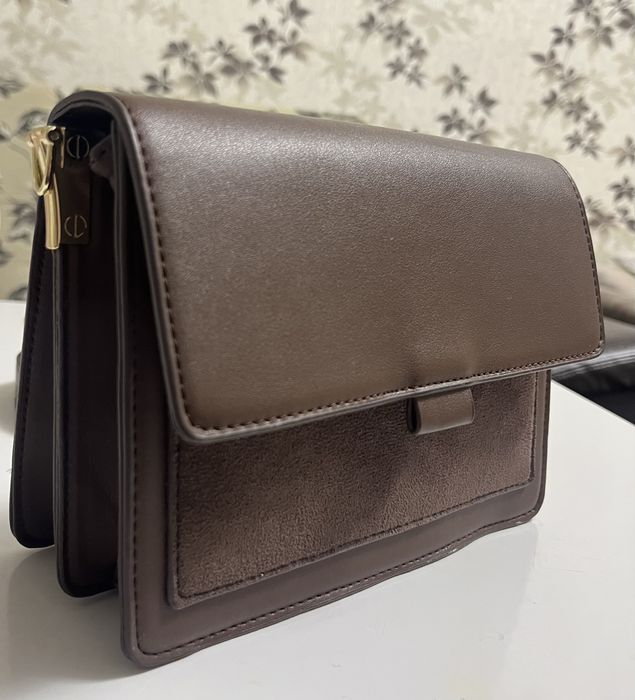 Нова дамска чанта