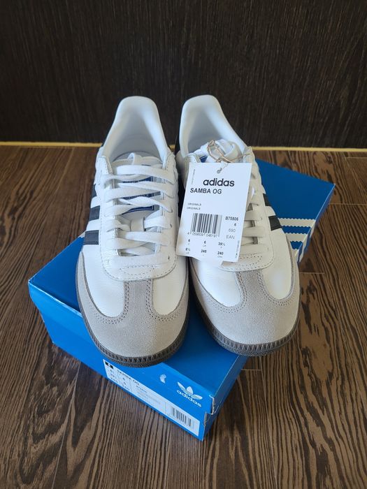 Кроссовки adidas samba
