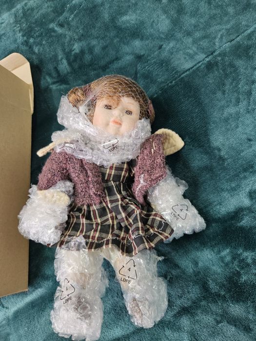 Кукли порцеланови