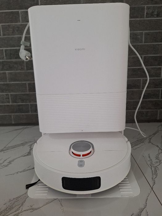 Робот пылесос сотилади