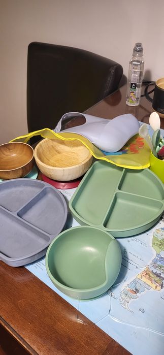 Scaun masa pliabil si set diversificare bebe