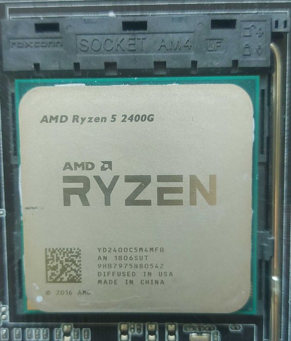 KIT AMD Ryzen 5 2400G, 3.9 GHz + ASUS PRIME A320M-A + Cooler AMD