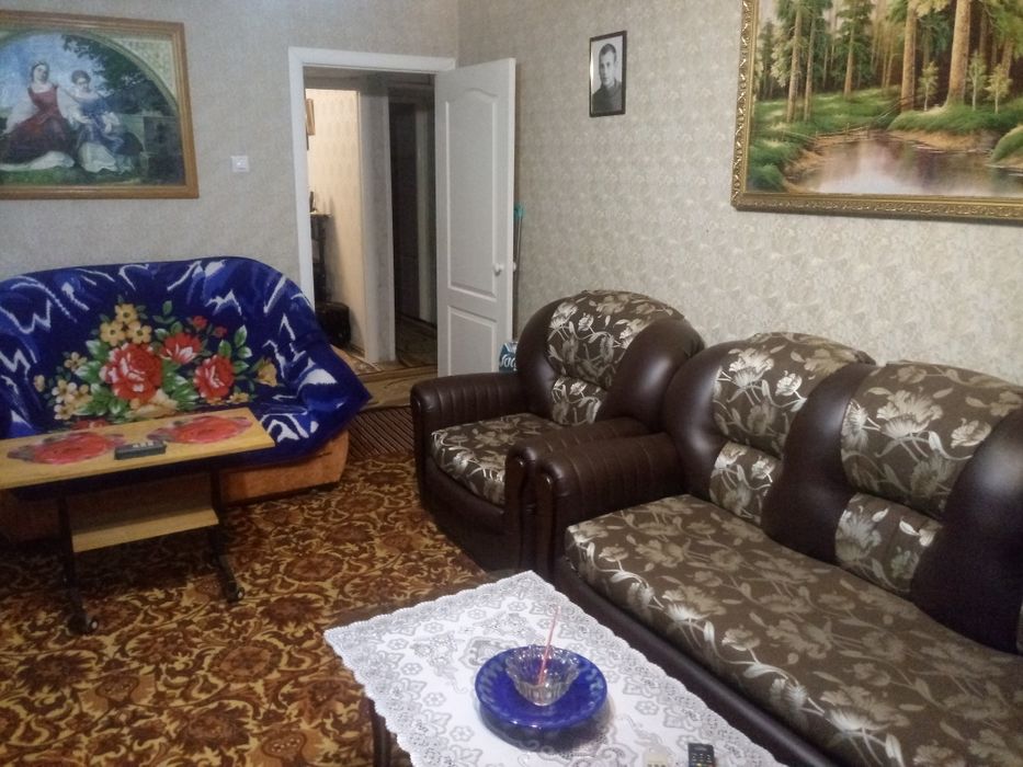 Сдам 2 комнатную квартиру.