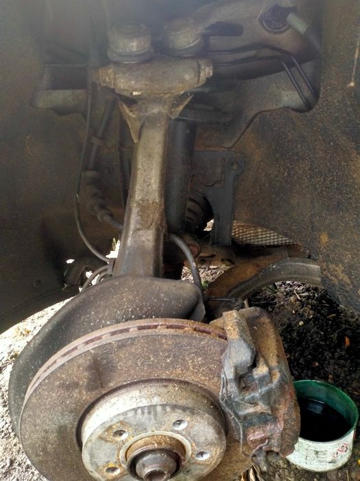 Fuzeta față Audi A4 b8