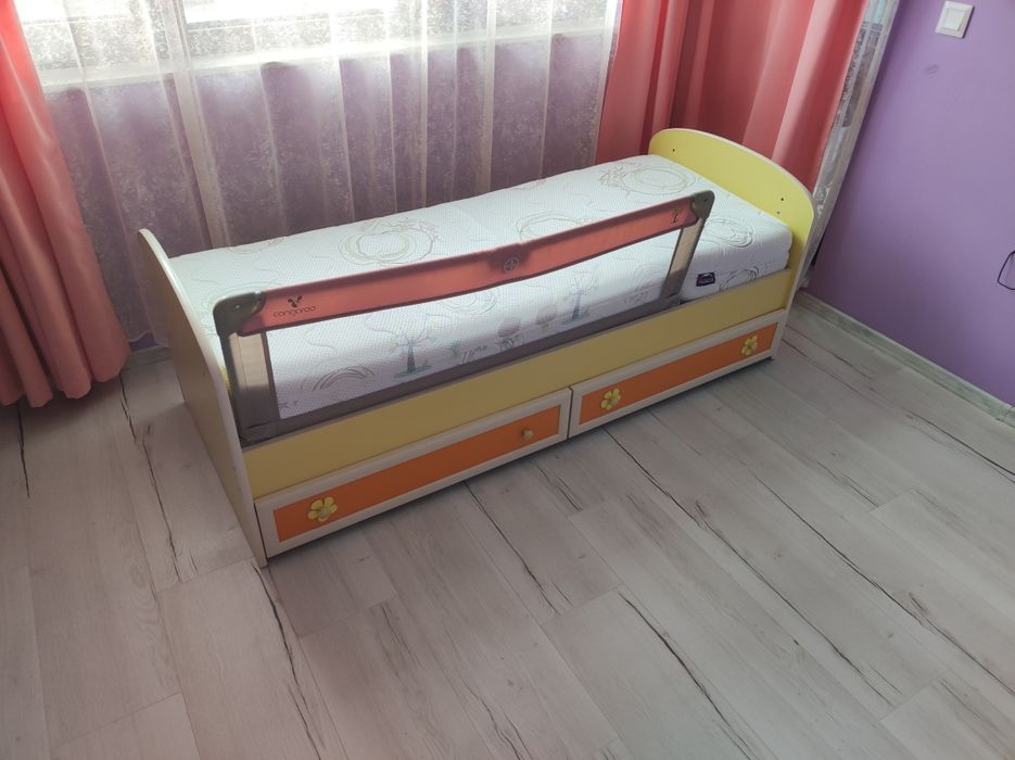 Детско легло + гардероб + скрин