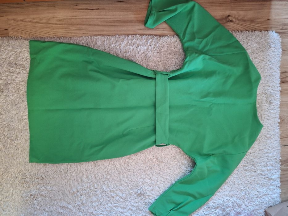 Дамска    стилна   рокля