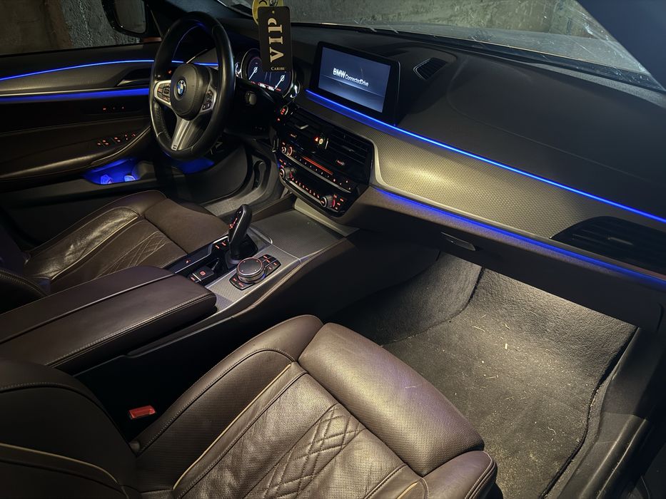 Bmw G30 530i На части 2018 година