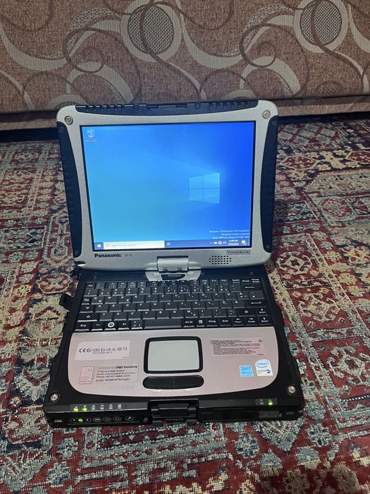 Laptop Militar Panasonic CF19