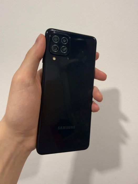 Продам Samsung A22 64ГБ