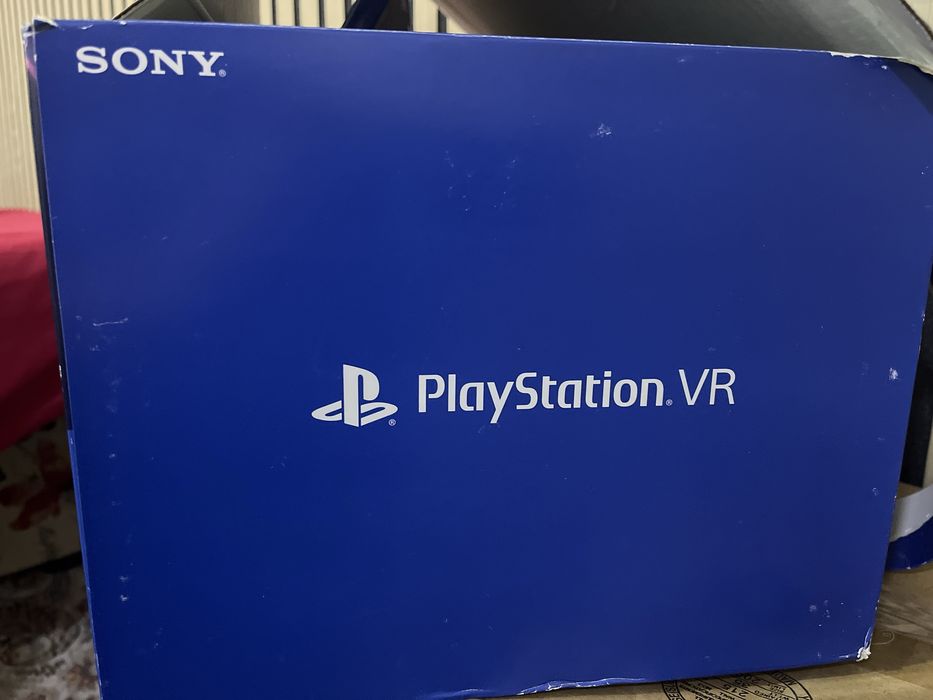 Плейстейшн 4 с ВР очками