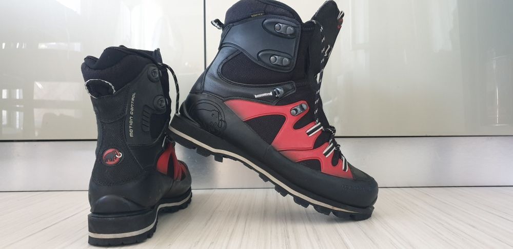 Mammut  Gore - Tex Vibram  / 42 /27см ОРИГИНАЛ! Мъжки спортни обувки!