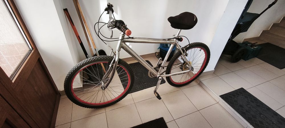 bicicleta usoara DHS aluminiu 26