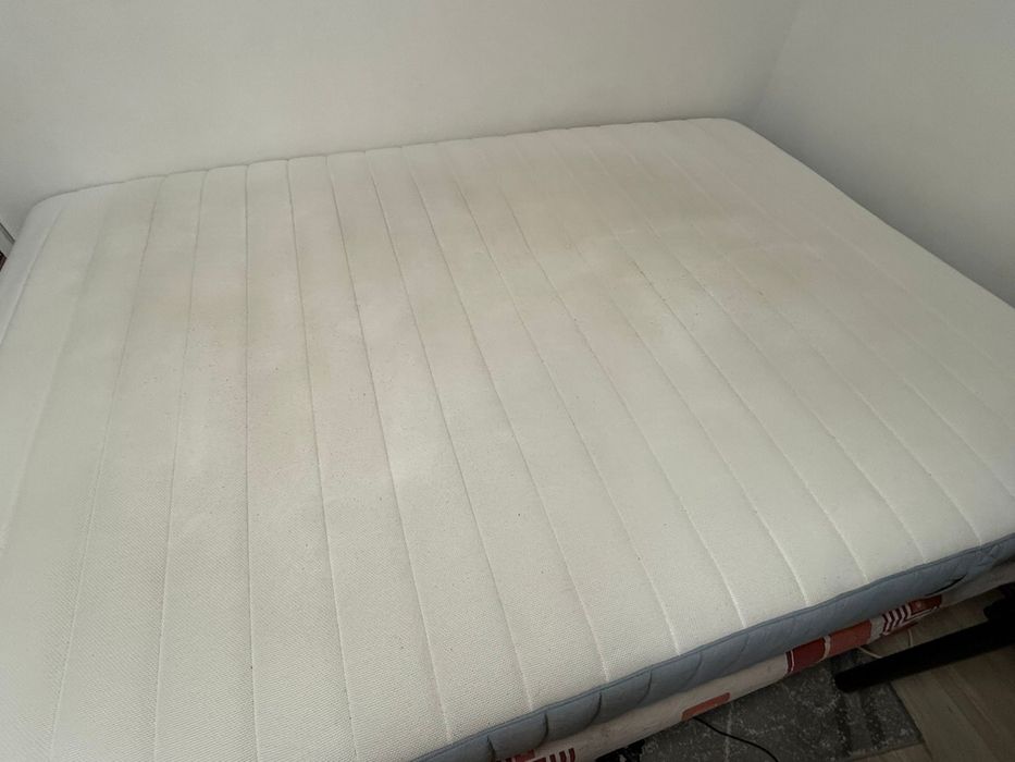 Saltea IKEA Valevag 140 x 200 cm , confort - arcuri impachetate