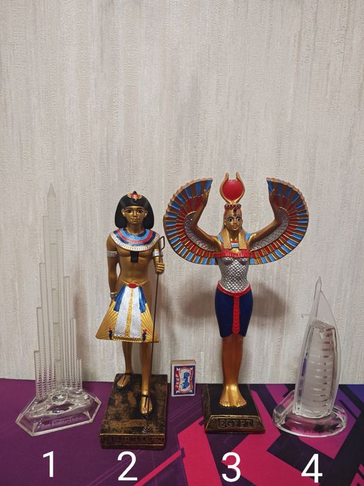 Статуэтки современные и египетские новые