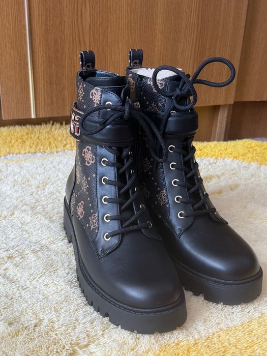 Ghete Guess Originale, nou cu etichetă, măsura 39, sunt superbeee