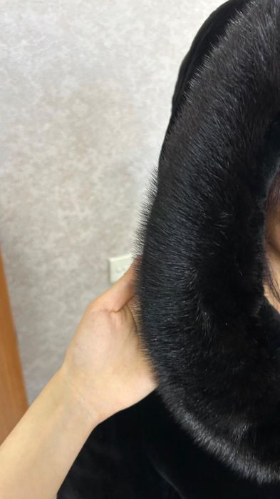 Шуба женская черная