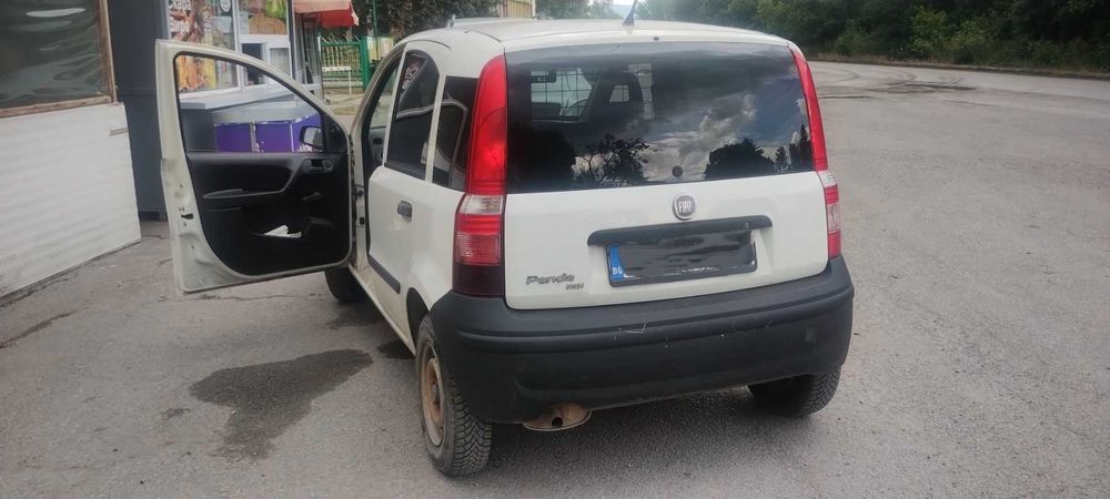 Продавам Фиат Панда товарна