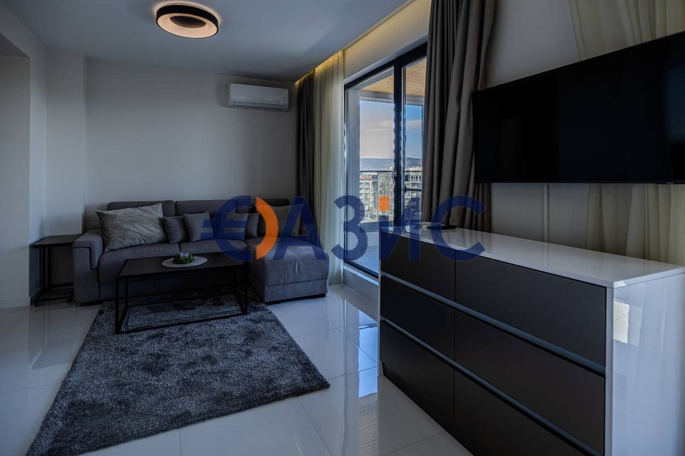Продава се Тристаен апартамент в к.к. Слънчев бряг - 118 кв.м за 1210 €/кв.м - Снимка #3