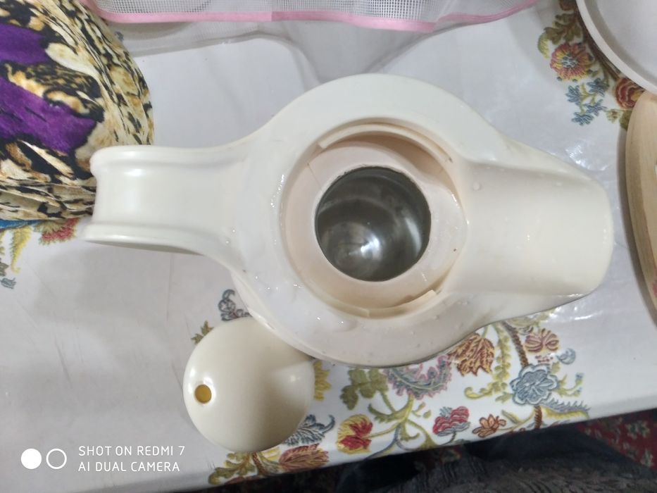 Термос пластмассовый 1 литр