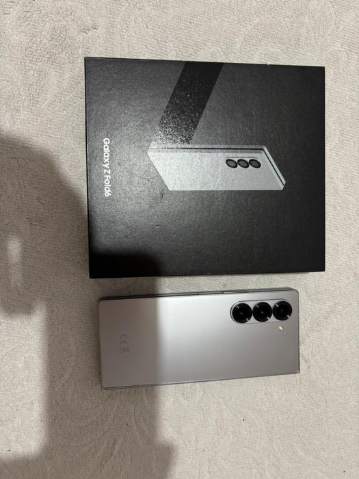 Samsung z fold 6
