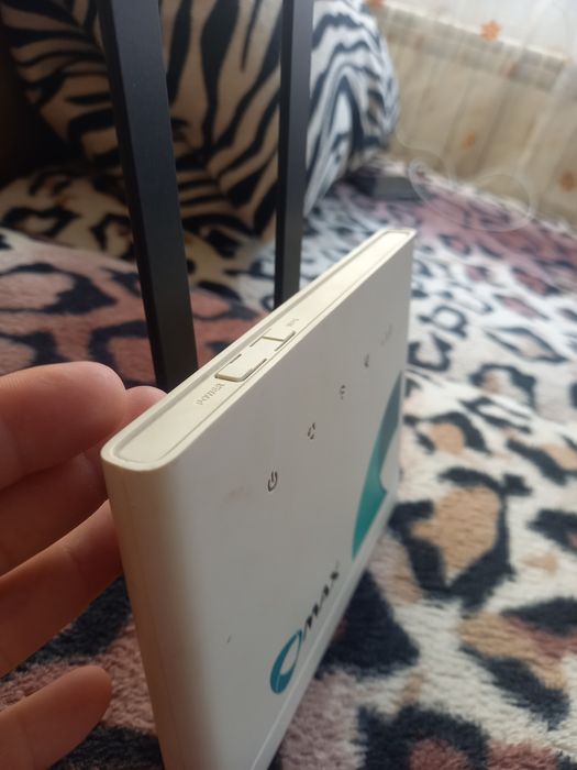 Продавам рутер за Интернет работещ