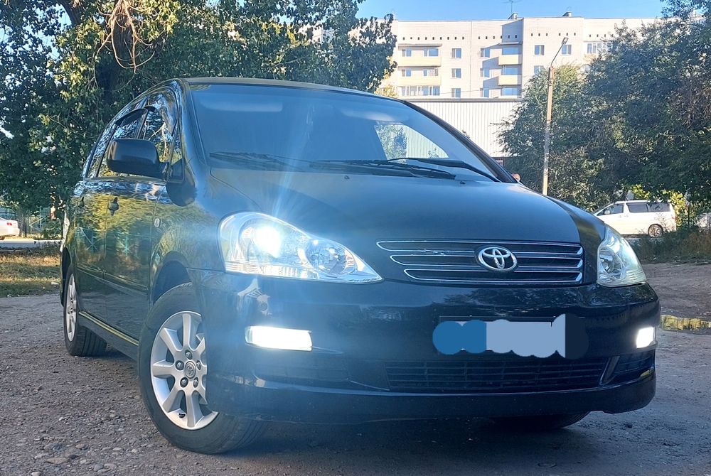 Тайота ипсум 2008 год