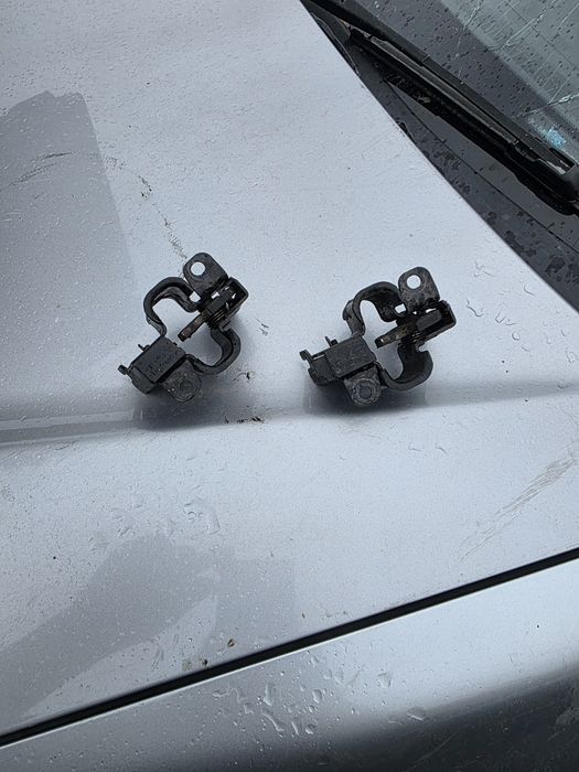 Ключалки за преден капак на Mercedes w211
