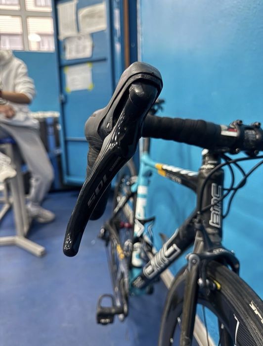 Продается шоссейный велосипед профессильнальный