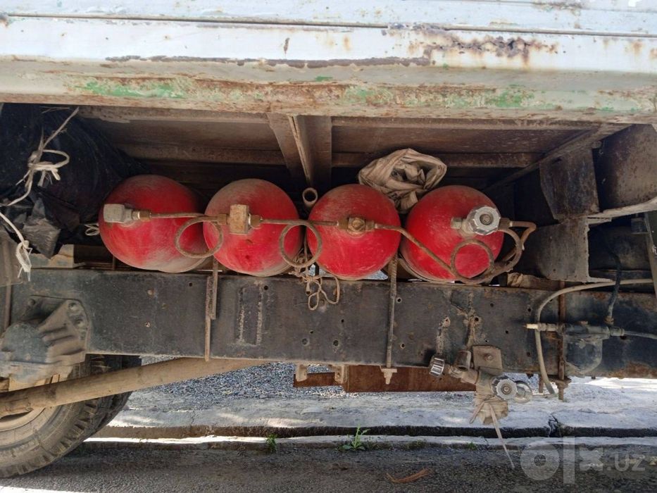 Gurzavoy moshina gaz 53 yuk moshina