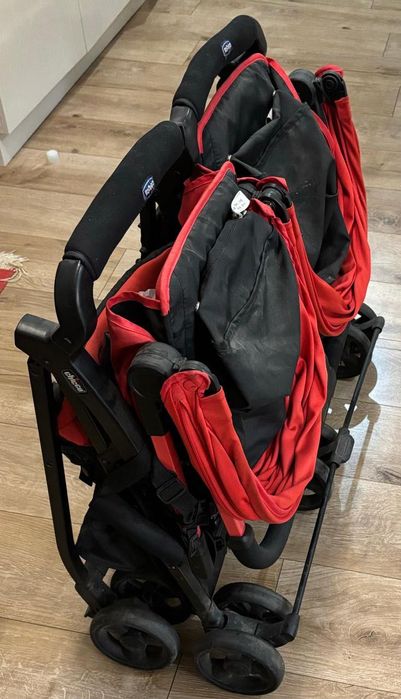 Детская коляска для близнецов