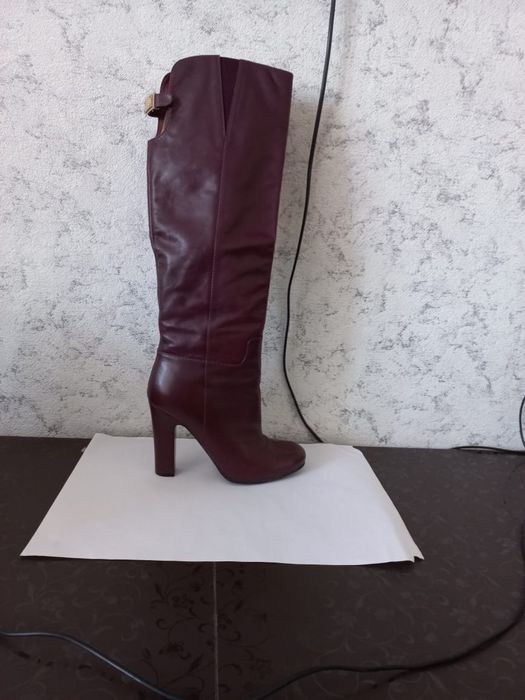 Продам зимние сапоги, женские.