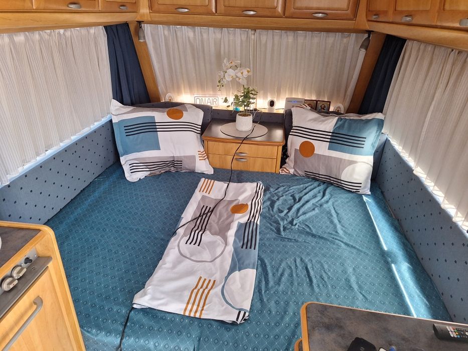 *Hymer Eriba Nova 470B Rulota PREMIUM*

Se vinde o rulotă impecabila, complet autonoma datorita sistemului solar de ultima generație și dotata pana la