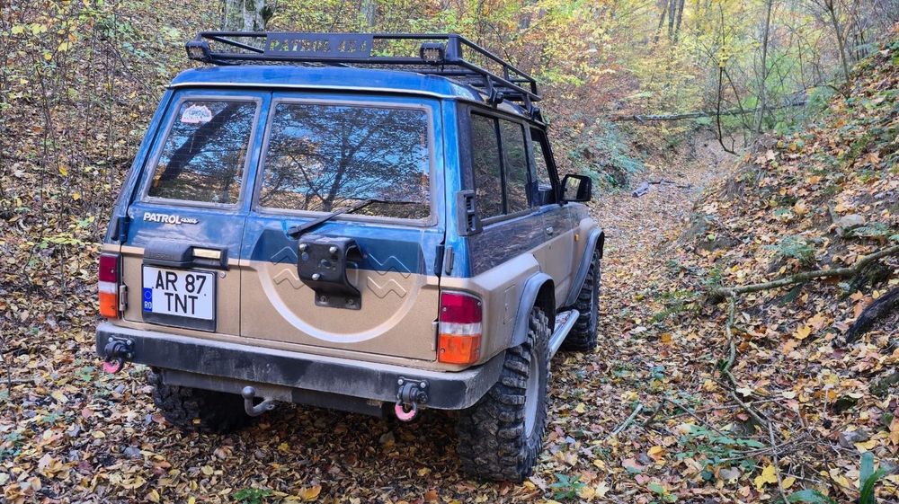 Vând Nissan Patrol Y61