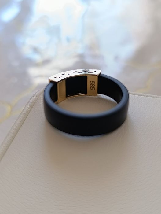 Золотое кольцо CARTIER, проба 585, вес золота 0,65 размер 17,5