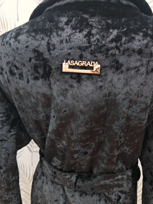 Верхняя одежда женская