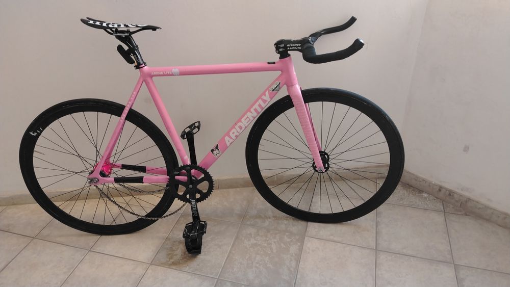 Ардентли лайт...