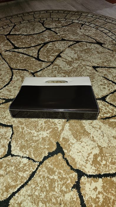 Продам клатч, классический.