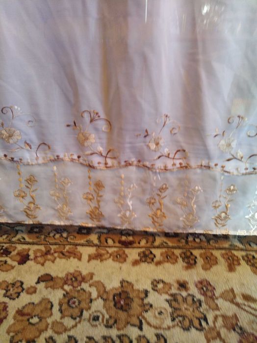 Продам шторы, в хорошем состоянии