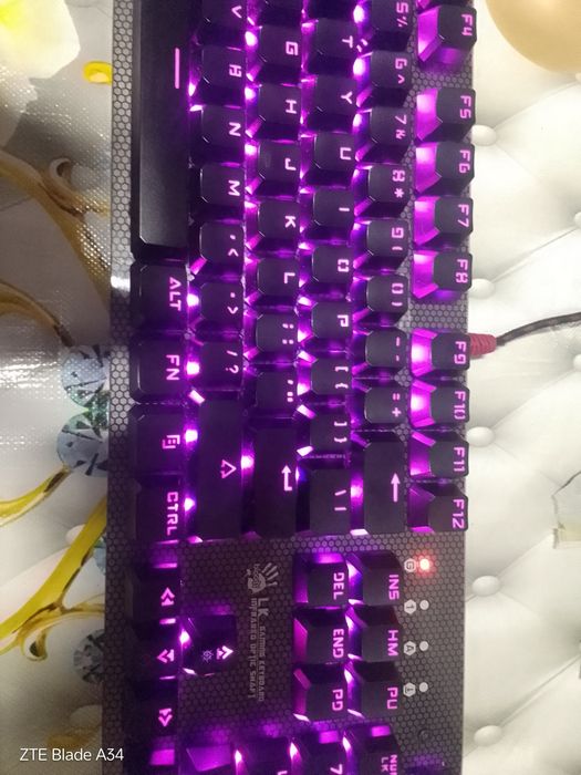 Продажа обмен клавиатура