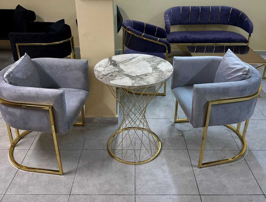 Комплект Диван и 2 стола. Безплатна доставка