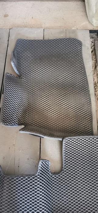 Продам Эва коврики на Митсубиси Аутлендер 3