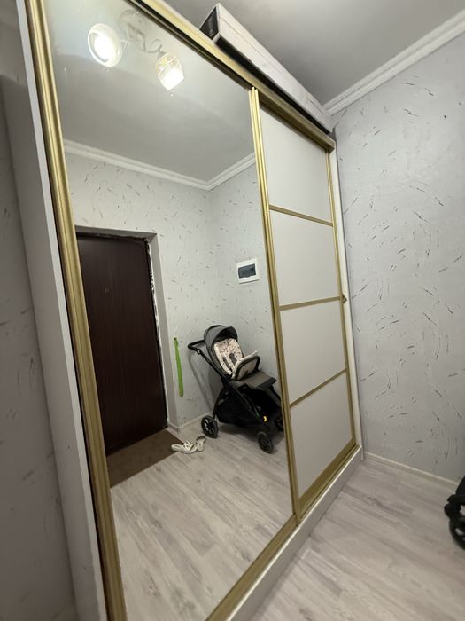 Срочно продаю Прихожию