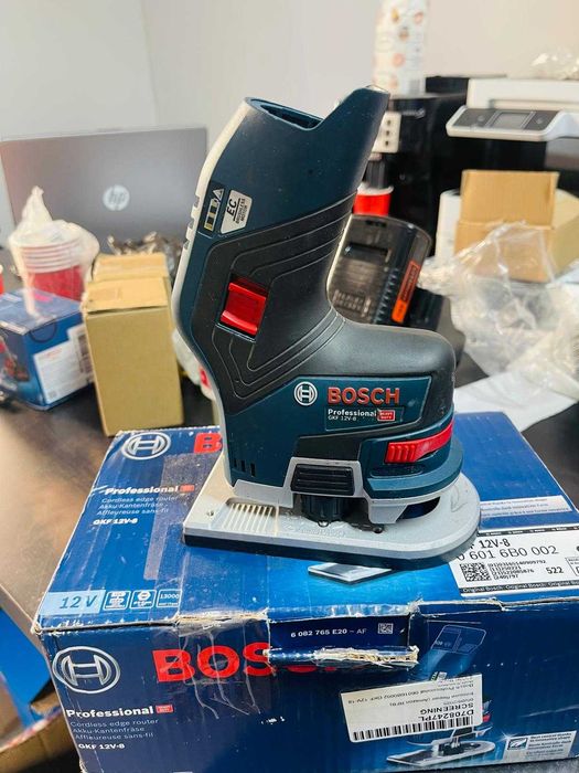 Masina de frezat Bosch GKF 12V-8 (06016B0002) - pentru piese