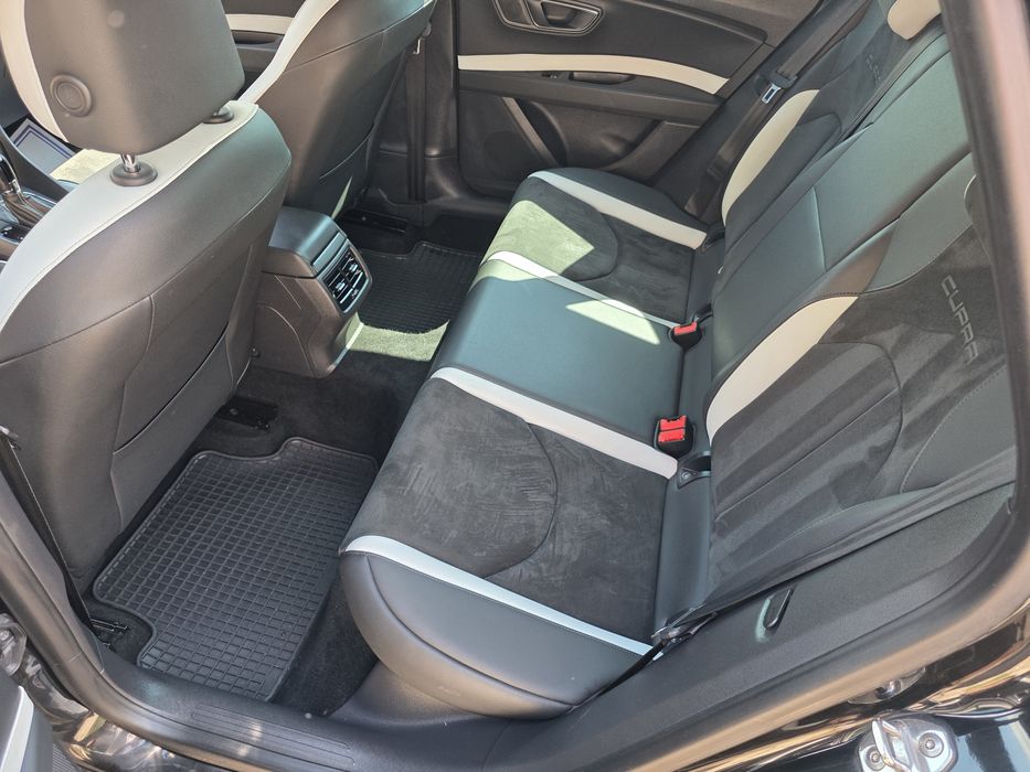 Продава се Seat Leon Cupra